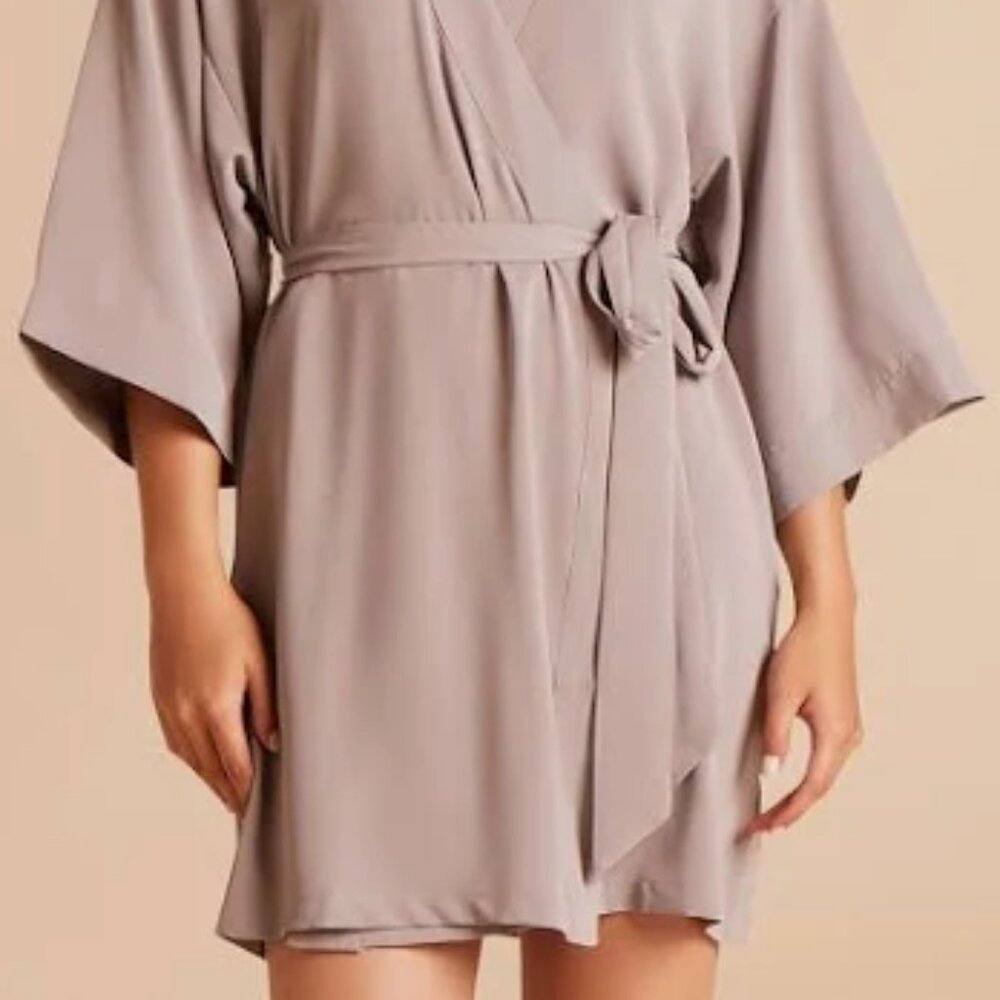 Birdy Grey Robe - Picture 1 of 8